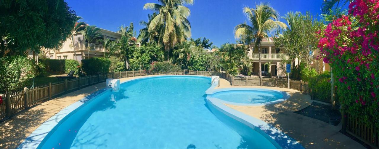 Beachfront Villa In A Beautiful And Secured Complex Flic en Flac Exterior foto